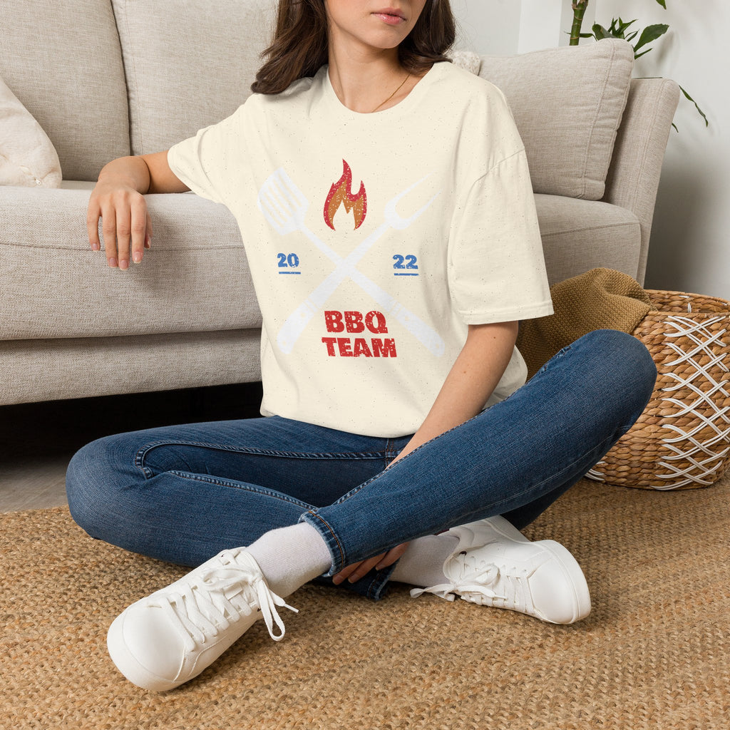 BBQ Team T‑Shirt — 2022 Flame Graphic Grill Crew Tee
