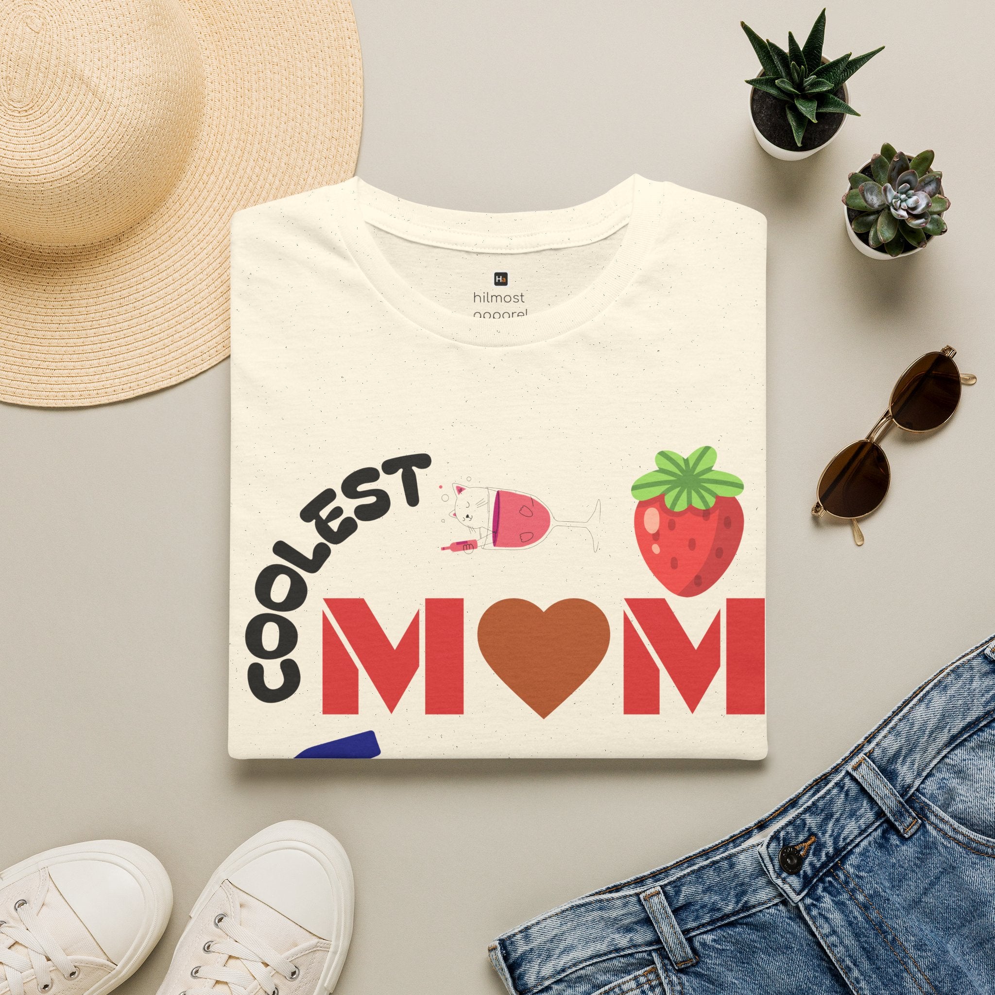 Coolest Mom in the World T-Shirt — Cute Strawberry Heart Mom Tee