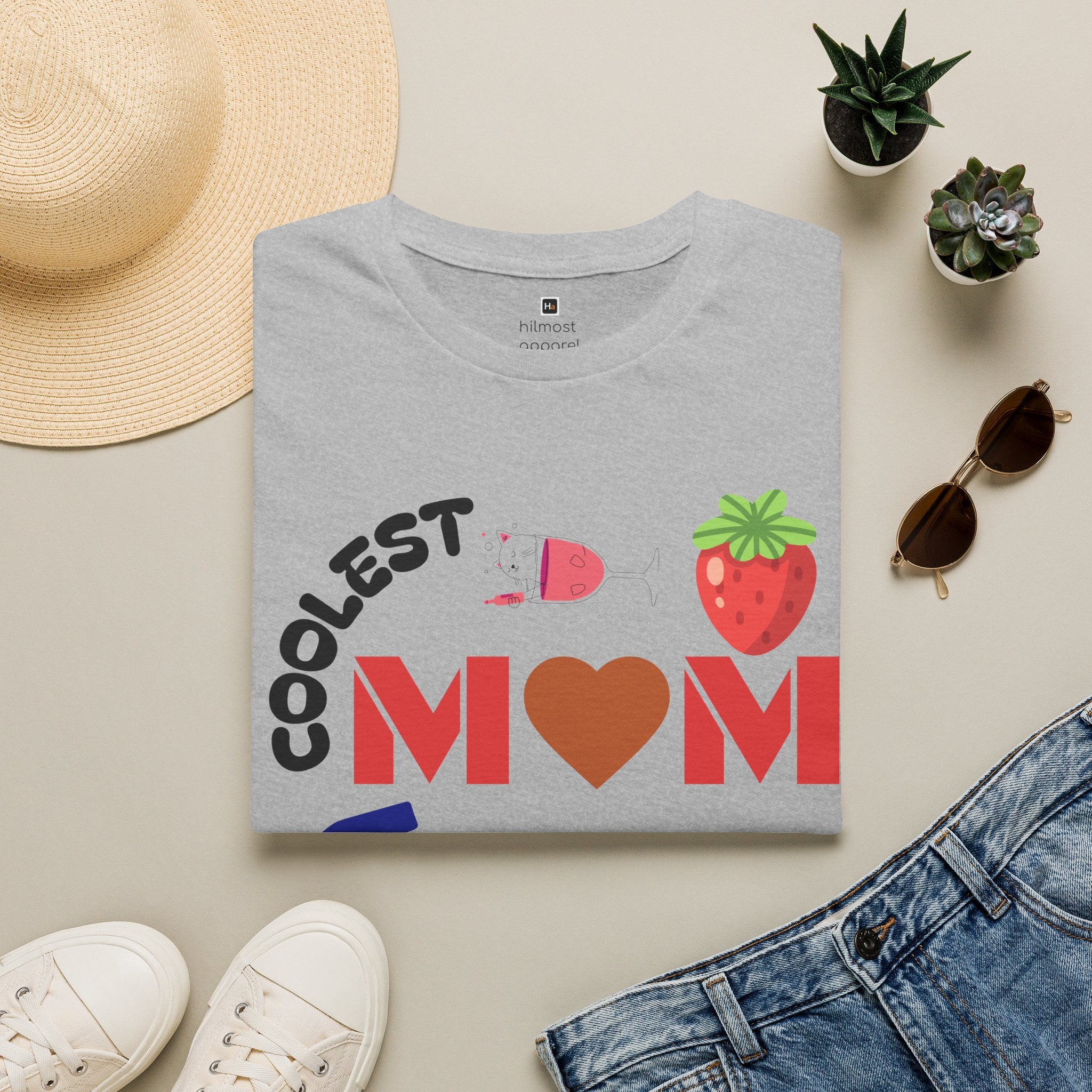 Coolest Mom in the World T-Shirt — Cute Strawberry Heart Mom Tee