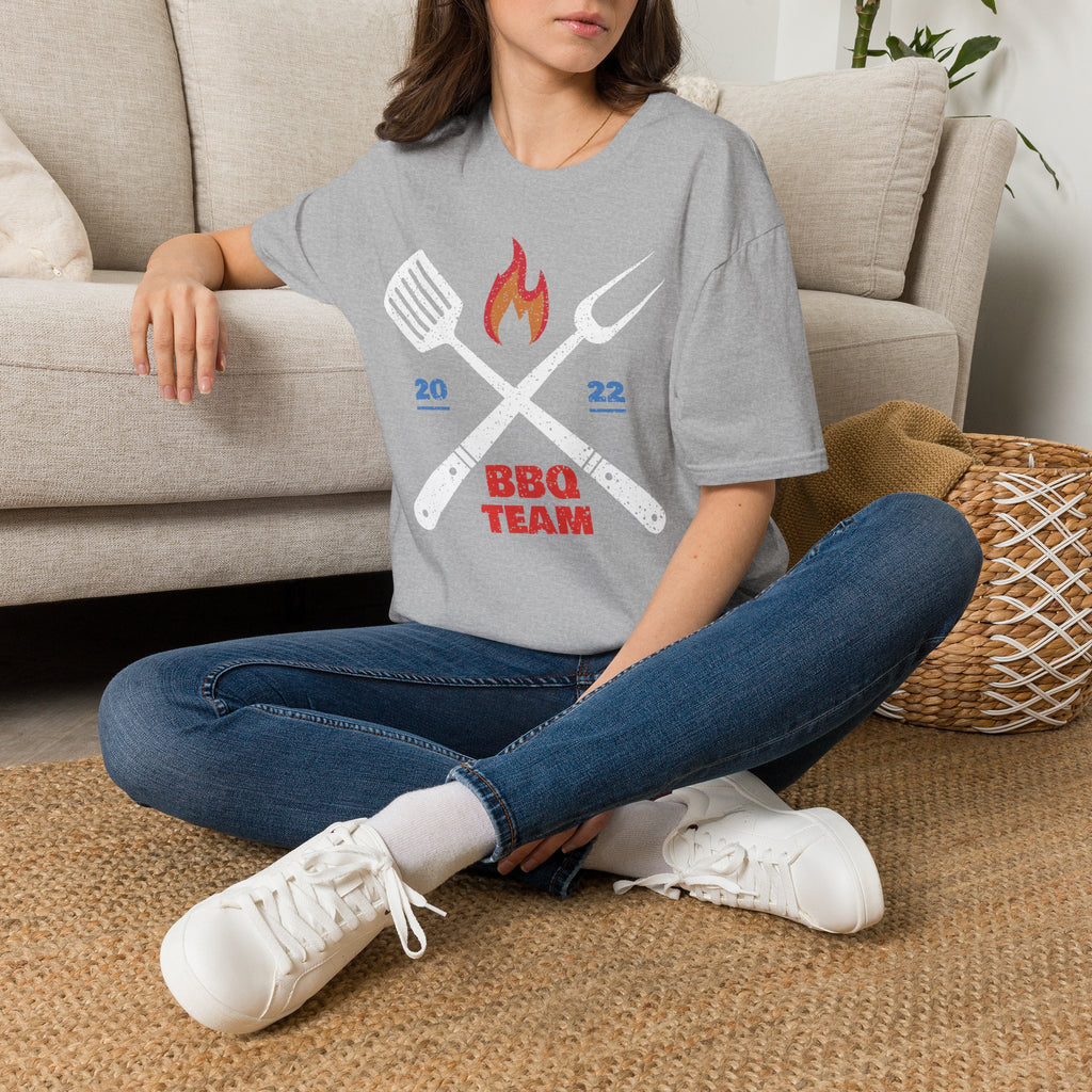 BBQ Team T‑Shirt — 2022 Flame Graphic Grill Crew Tee