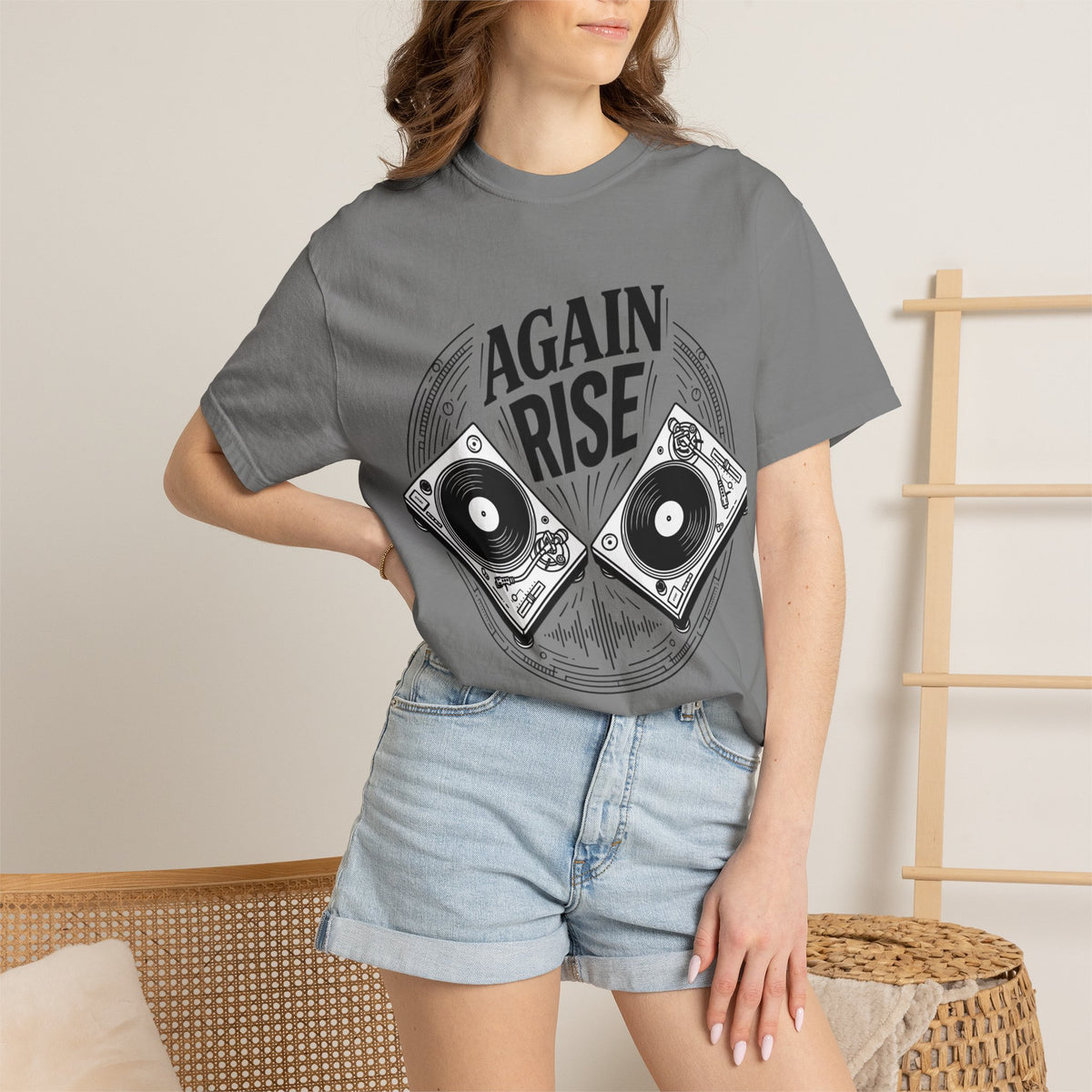 Turntable 'Rise Again' Graphic T-Shirt